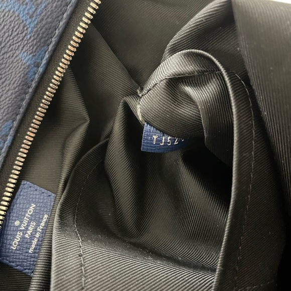 Louis Vuitton Backpack - Picture 15 of 16